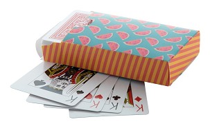 Holdem karte u unikatnoj kutiji