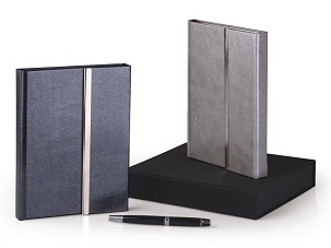 LEATHERMAN, set u lux kutiji rokovnik A5 formata i metalna roler olovka